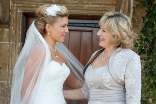 Коли я зайшла на сторінку невістки – мало не посивіла. Так от на що вона мої гроші витрачає. А казала, що сваха хвора