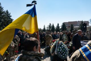 Я щаслива, що Бог послав мені таку невістку, яка стала донькою. Ми стільки всього пройшли, як не стало єдиного сина.