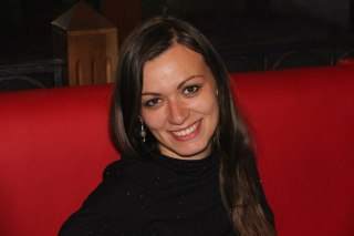 Чоловік каже, як я не приїжджатиму до нього на фронт – він зраджуватиме. Я в розпачі, бо просто боюсь туди їхати